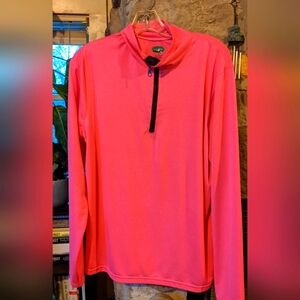 Woodland Creek Size M Pink top.